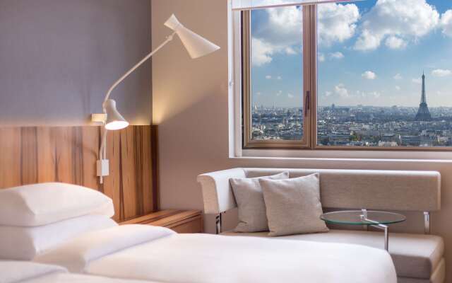 Hyatt Regency Paris Etoile Hotel