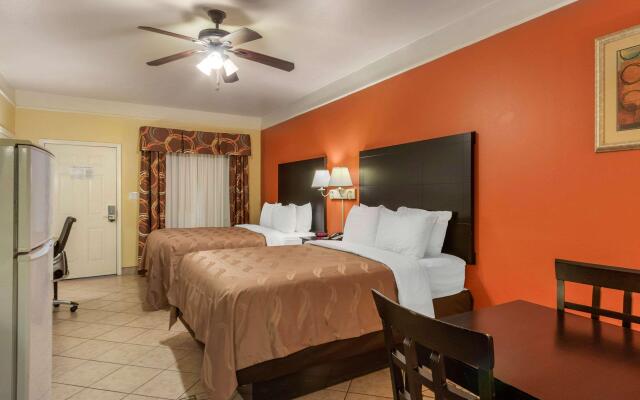 Quality Inn & Suites at The Outlets Mercedes/Weslaco