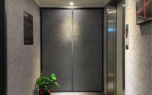 Puremeworld Hotel