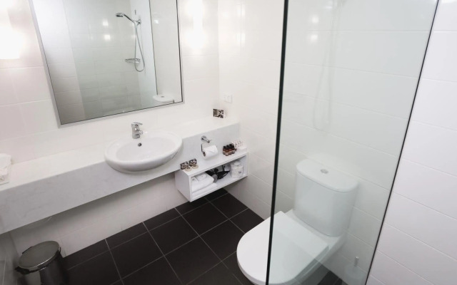 St Ives Apartments