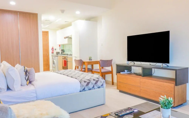 Fully Furnished Studio in Azizi Aliyah