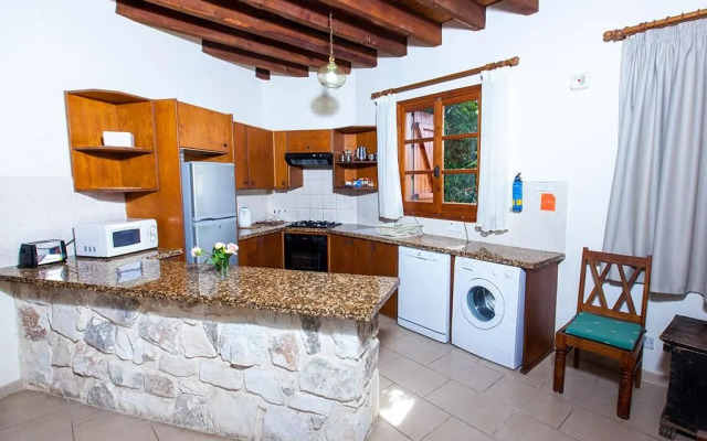 Olive Grove 2/3 Villa