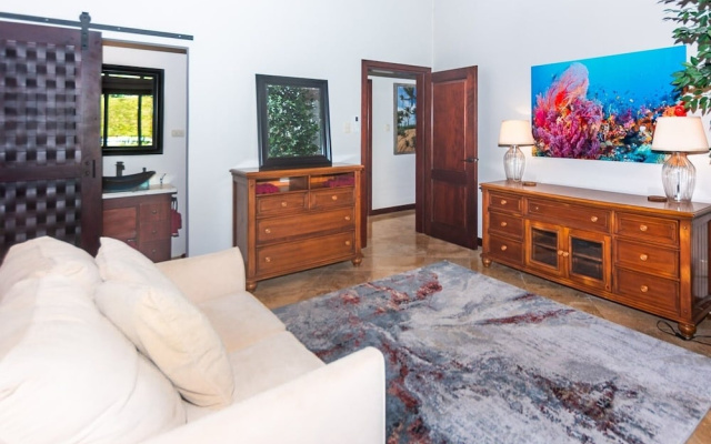 Pristine Bay 1005- Villa Loce 4 Bedroom Home