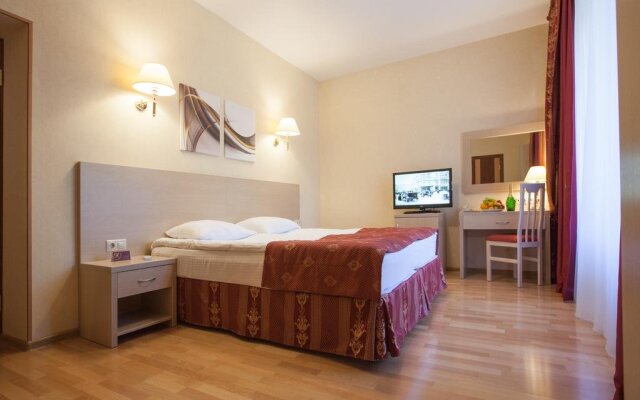 AMAKS Krasnaya Pakhra Resort