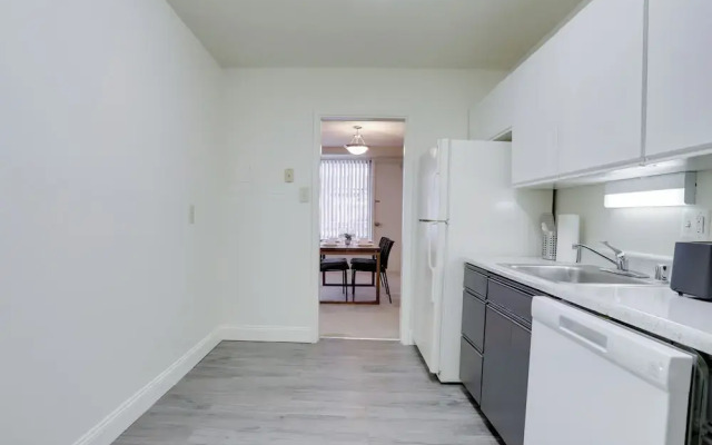 Modern 1BR Stay in Crystal City