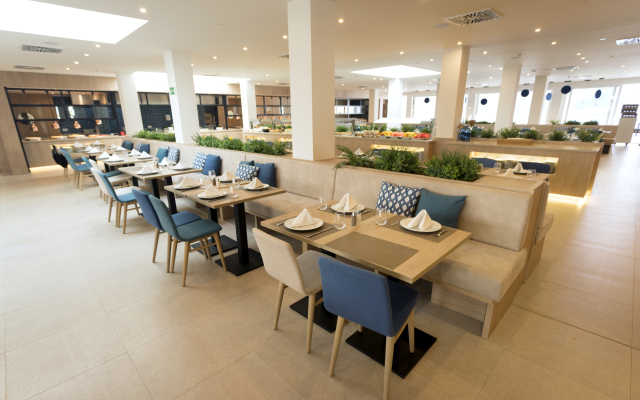 Parque Nereida Suites Hotel