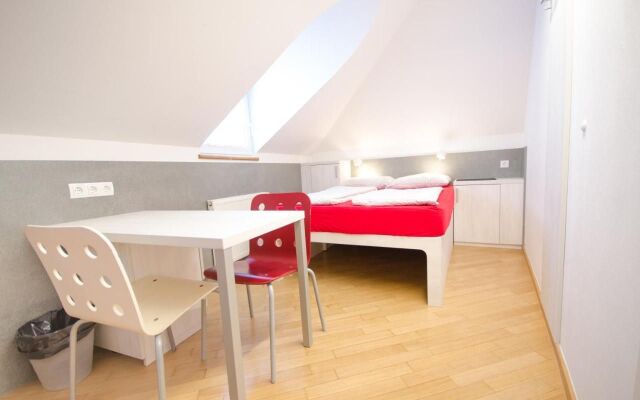 H2O Hostel