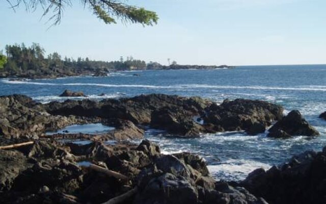 Ebb Tide Bed & Breakfast