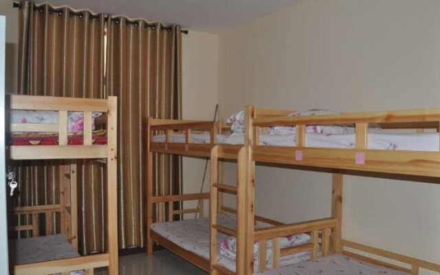 Dengfeng Climb International Youth Hostel