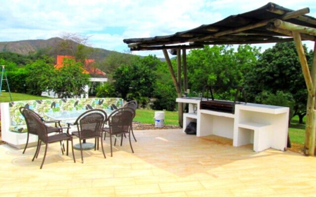 Casa Quinta con Piscina Privada Girardot