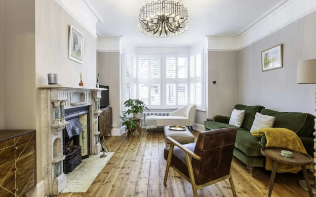 Terraced Edwardian House-poets' Corner