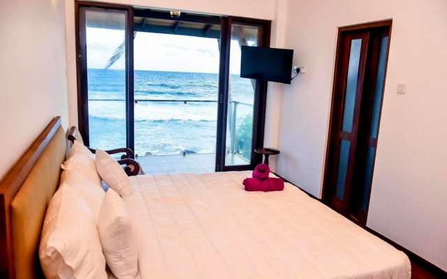 Surfside Serenity Ahangama