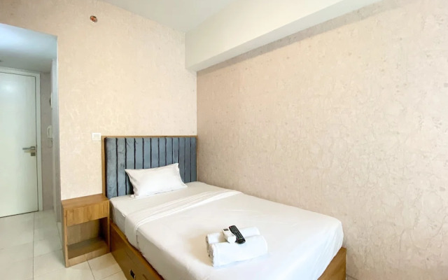 Fully Furnished Studio Springlake Summarecon Bekasi Apartment Near Mall