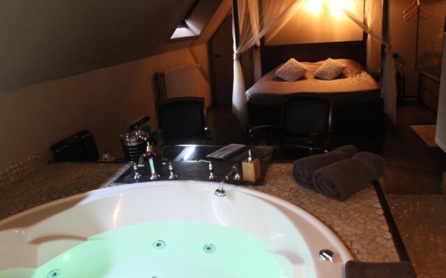 Bubble Lounge Hotel