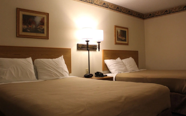 Travelodge by Wyndham Fort Scott