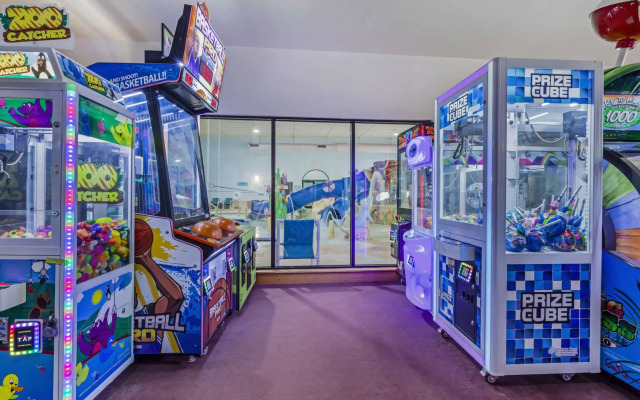Atlantis Family Waterpark Hotel, Ascend Hotel Collection