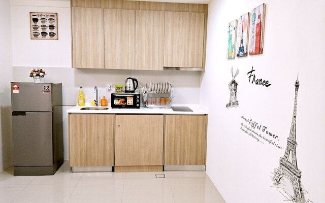 10Pax Designer Suite - Georgetown Penang