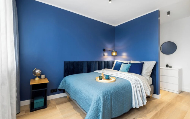 Gold - by Kairos Apartments
