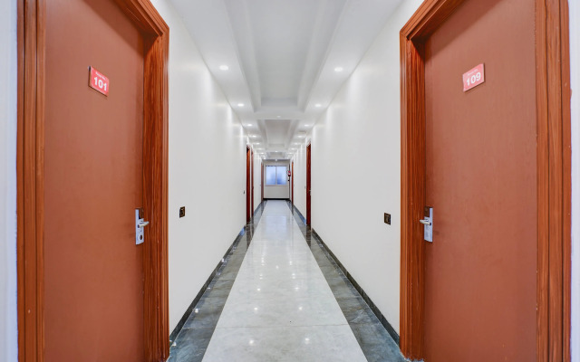 Hotel O Expo Mart Ansal Golf Link 1