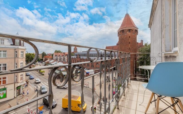 Heart of Gdansk Apartment by Renters