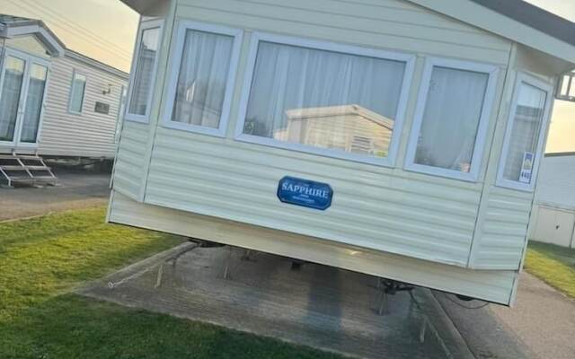 Captivating 3-bed Static Caravan in Clacton-on-sea