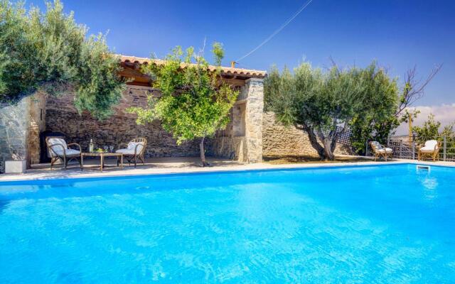 Sprawling Vlilla in Malades With Private Pool, Garden, Terrace