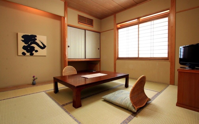 Hirayama Ryokan – Guest Rooms – Iki