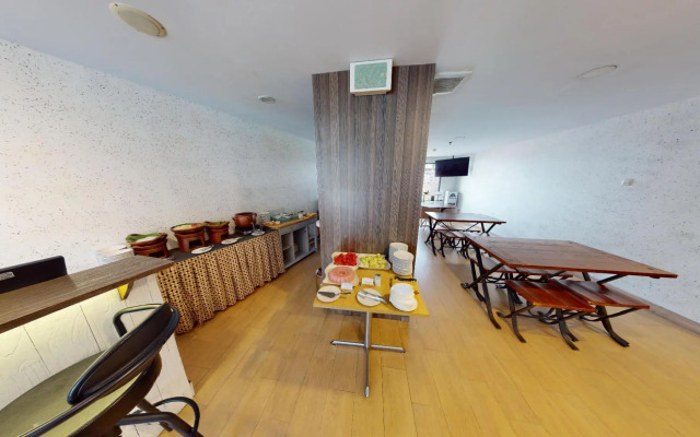 Unisi Hotel Malioboro - Jogja (Syariah)