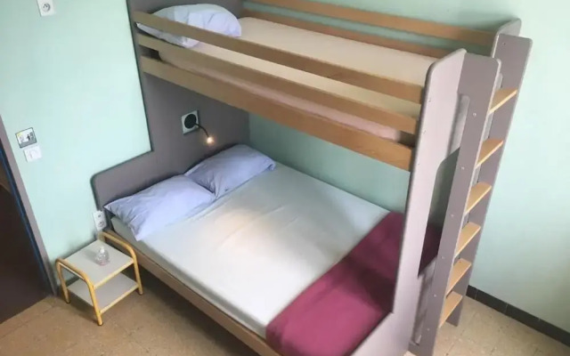 Auberge de Jeunesse Marseille - Bois Luzy