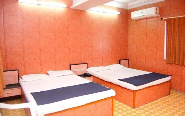 Hotel Meera