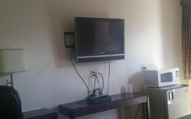 Del Rancho Motel
