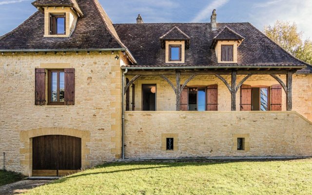 Beautiful Périgord House With Marvellous View of Marquay and Beautiful Nature