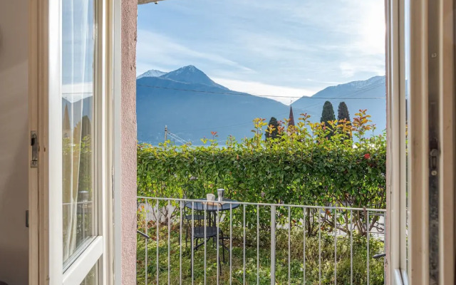 Pianello Charming Lake View