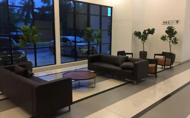 A2603 THE PLATINO NETFLIX PARADIGM MALL By STAY