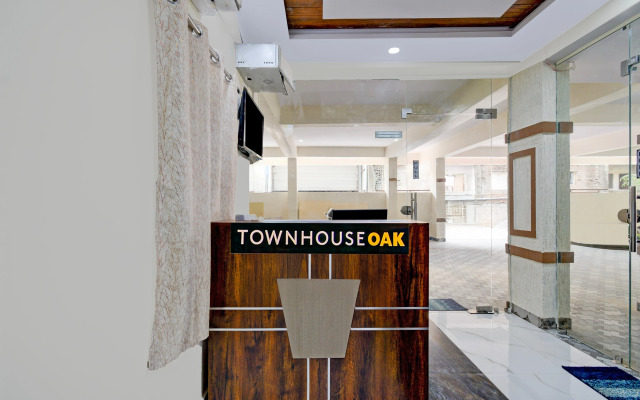 Super Townhouse Oak Bachupally Medical College Formerly SV Hotels