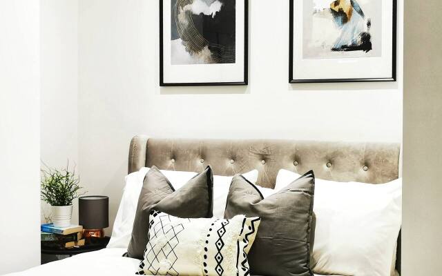 Eveswell Studios | Standard | Studio 5