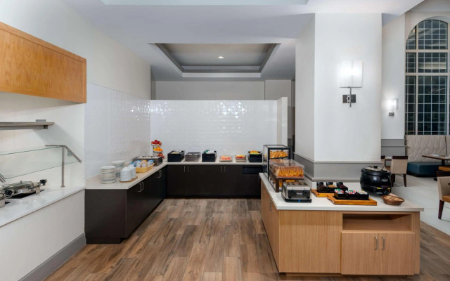 Hilton Garden Inn Charlotte Uptown