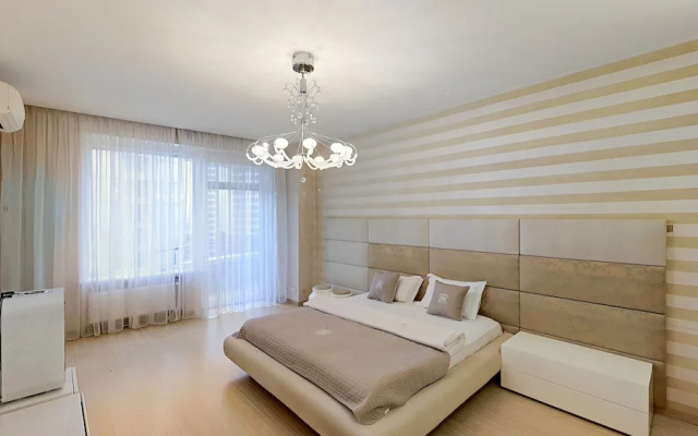 Апартаменты Royal, ул. Литературная, 1А