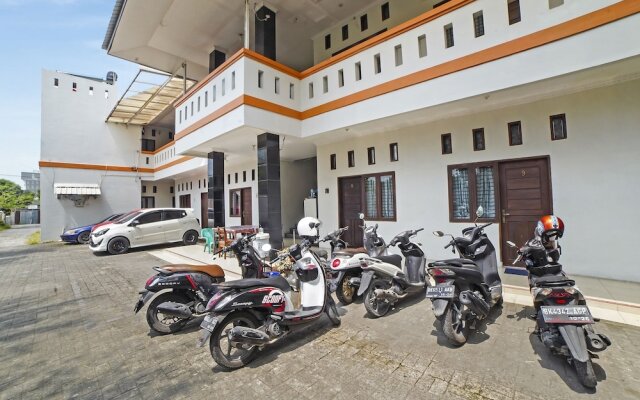 OYO 90751 Graha Sei Batugingging