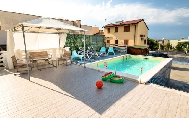 Apartment with 2 Bedrooms in Alcamo Marina, with Wonderful Sea View, Shared Pool, Furnished Terrace - 200 M From the Beach