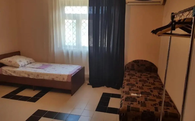 Guesthouse on Kabardinskaya 141
