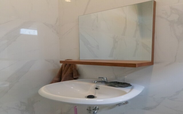 Kamboja Villa By Zuzu