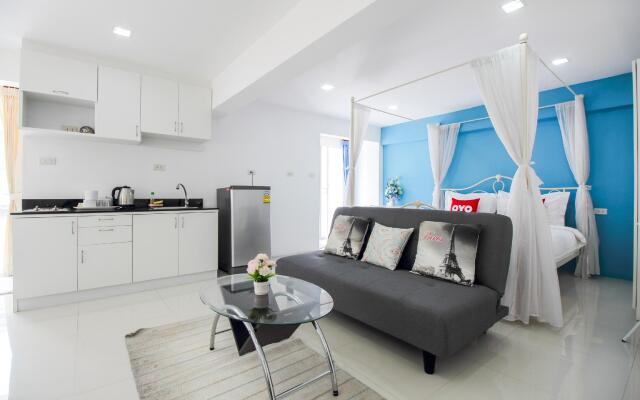 SLT Apartment Bangkok