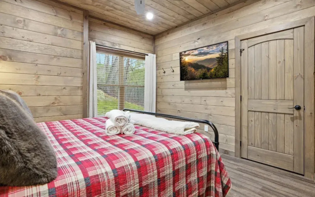 Three Pines 2 Bedroom Home