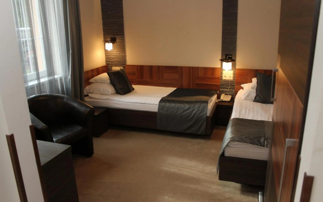 Levay Villa Hotel