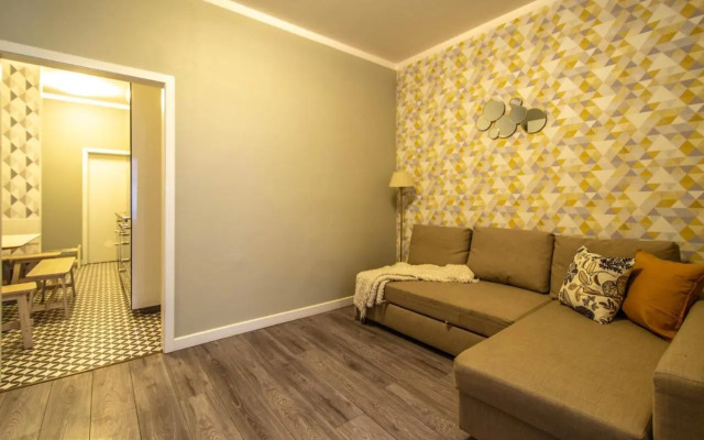 Old Town Rybna Apt by Ruterra