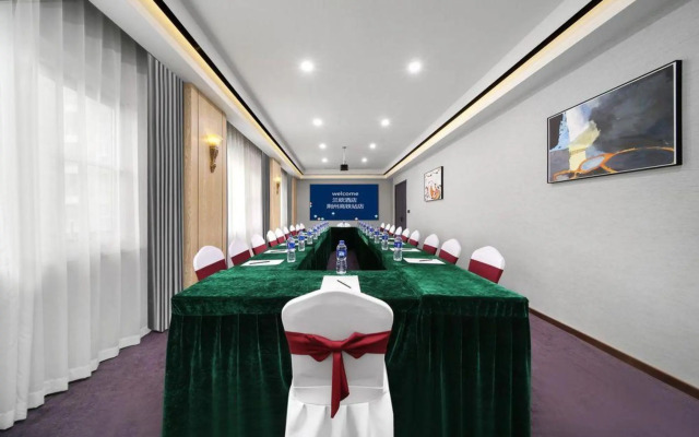 LANO Hotel Hubei Jinzhou Railway Station
