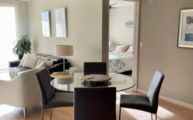 Lanikea Ocean View Apartment 2 Bedroom Condo by RedAwning