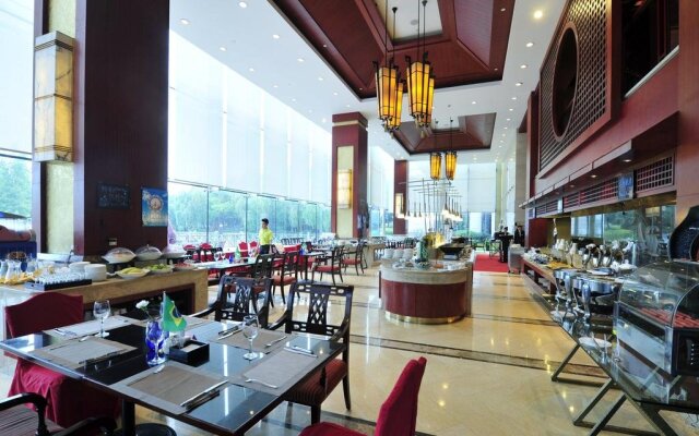 Lakeside International Hotel