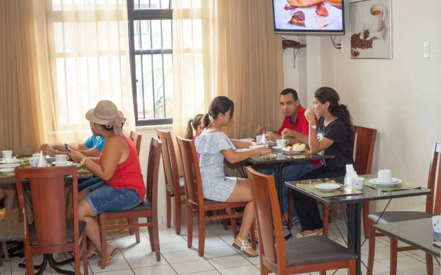 Hotel Netuno Beach